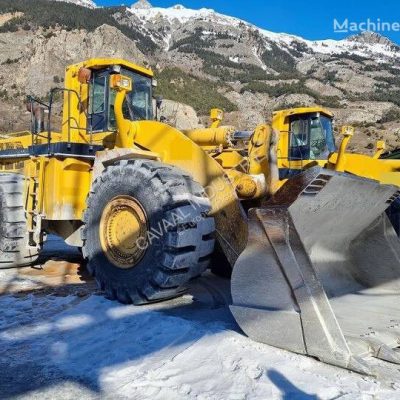 لودر کوماتسو Komatsu WA700-1