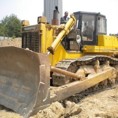 بولدوزر کوماتسو مدل D355